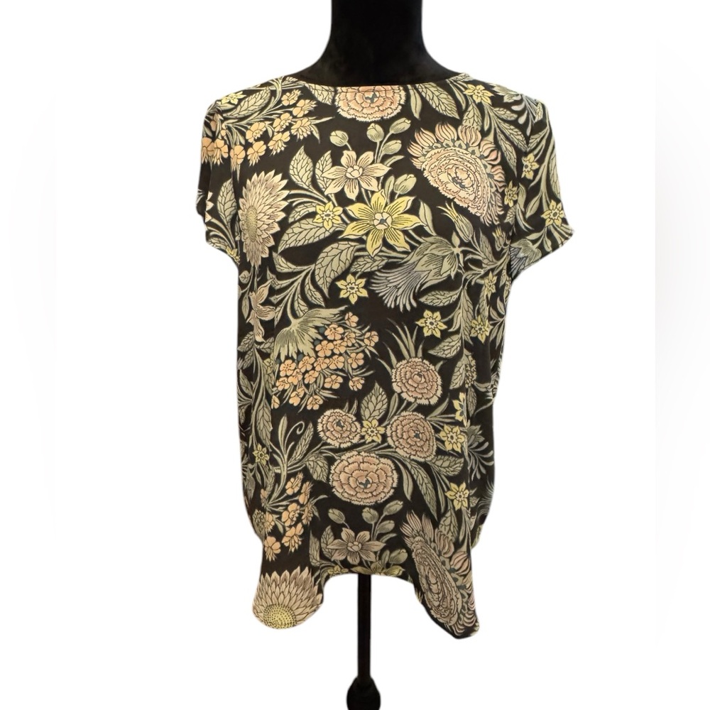 Loft Neutral Floral Blouse Ruffle Sleeves size Medium - Picture 3 of 9